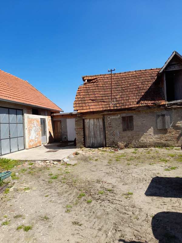 m2Gsigma nekretnine, Zrenjanin okolina, Knićanin, šestosobna kuća na prodaju, 1145