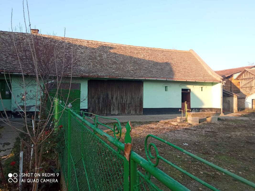 m2Gsigma nekretnine, Zrenjanin okolina, Melenci, troiposobna kuća na prodaju, 1289