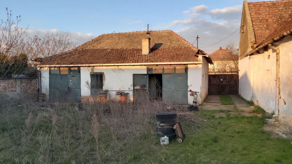 m2Gsigma nekretnine, Zrenjanin okolina, Melenci, dvoiposobna kuća na prodaju, 1376
