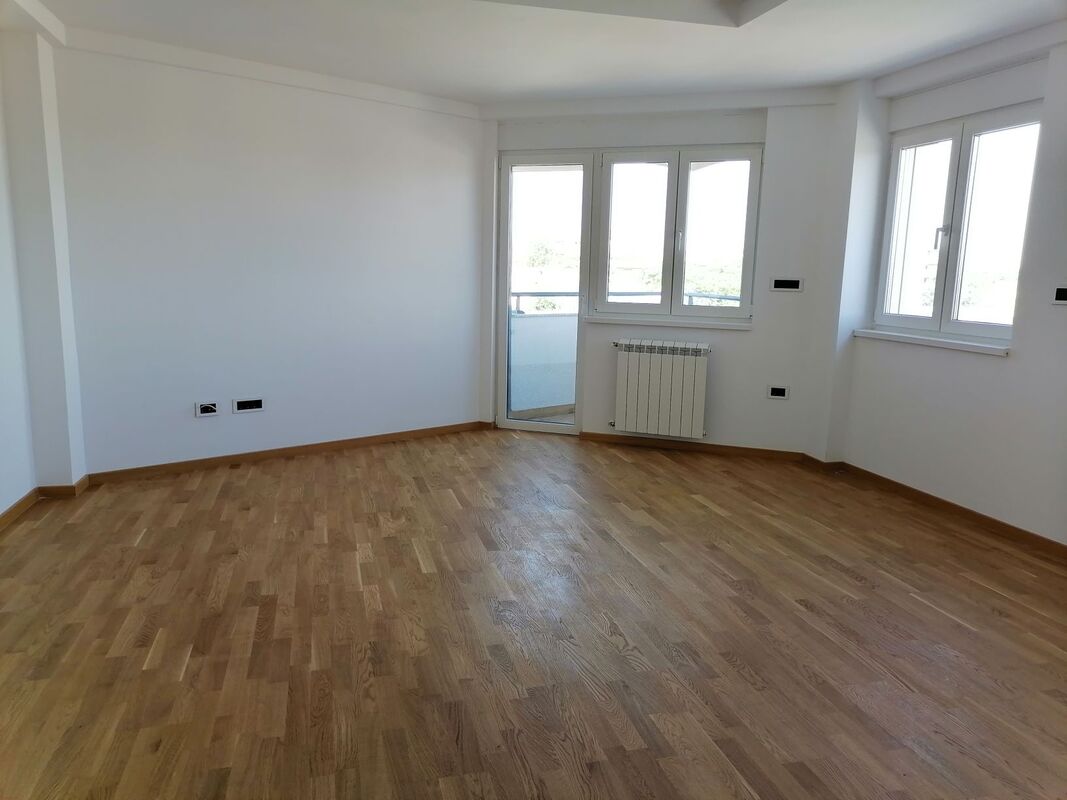 m2Gsigma nekretnine, Zrenjanin, Centar, četvorosoban stan na prodaju, 1418