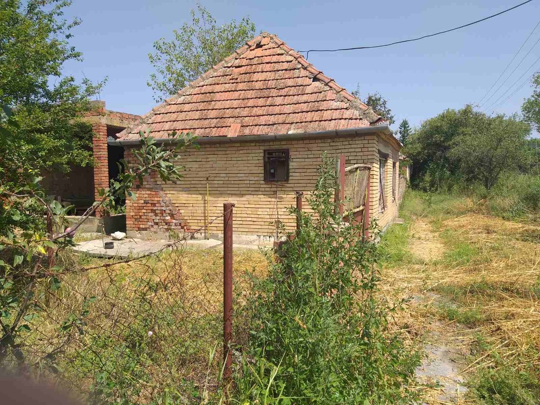 m2Gsigma nekretnine, Zrenjanin okolina, Taraš, dvosobna kuća na prodaju, 1955