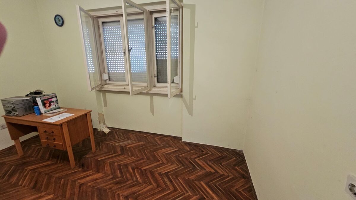 m2Gsigma nekretnine, Zrenjanin, Zeleno polje, više od šest soba kuća na prodaju, 2310