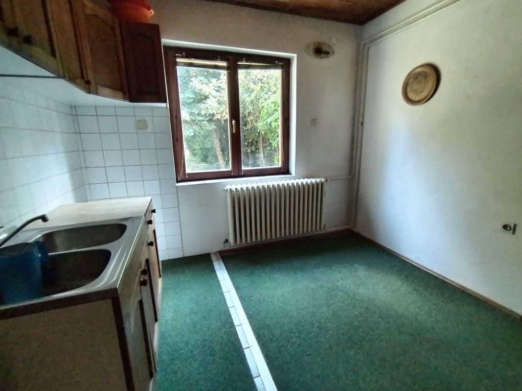 m2Gsigma nekretnine, Zrenjanin, Berbersko, petoiposobna kuća na prodaju, 2341