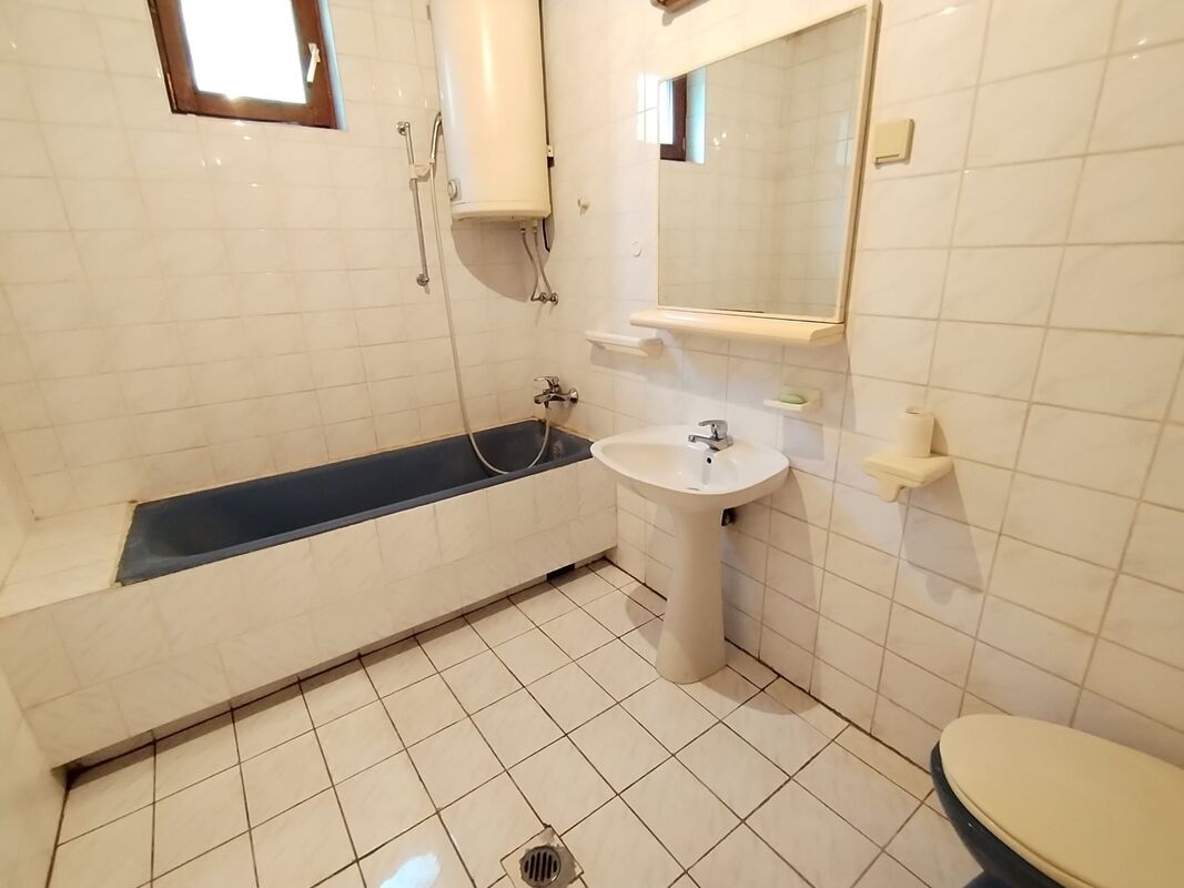 m2Gsigma nekretnine, Zrenjanin, Berbersko, petoiposobna kuća na prodaju, 2341