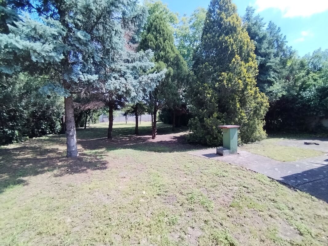 m2Gsigma nekretnine, Zrenjanin, Berbersko, petoiposobna kuća na prodaju, 2341