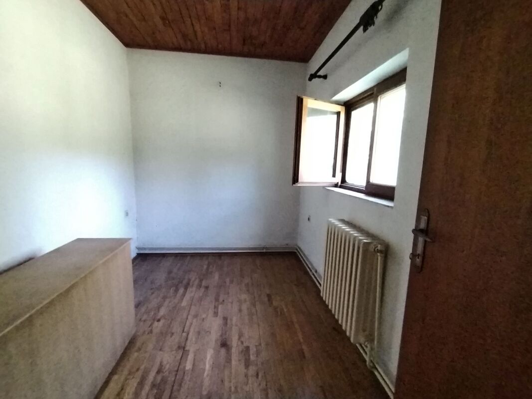 m2Gsigma nekretnine, Zrenjanin, Berbersko, petoiposobna kuća na prodaju, 2341