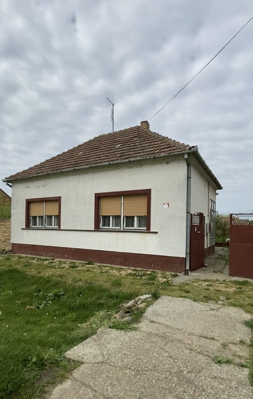 m2Gsigma nekretnine, Zrenjanin okolina, Melenci, trosobna kuća na prodaju, 2343