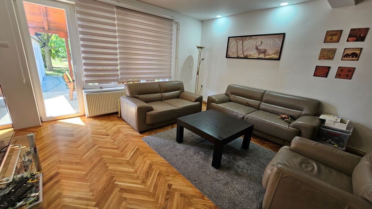 m2Gsigma nekretnine, Zrenjanin, Lesnina, petosobna kuća na prodaju, 2358