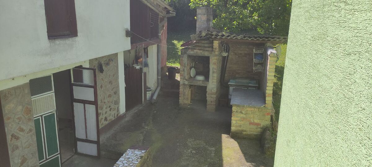 m2Gsigma nekretnine, Sremski Karlovci okolina, Sremski Karlovci, Sremski Karlovci, petosobna vikendica na prodaju, 2372