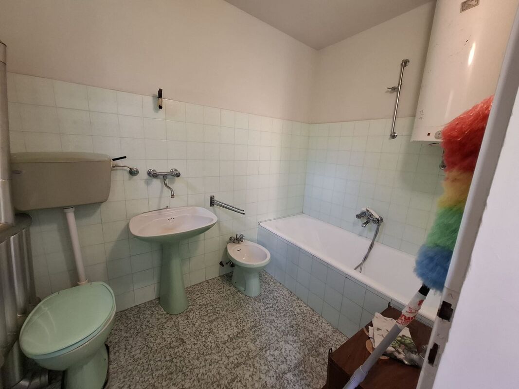 m2Gsigma nekretnine, Zrenjanin, Mužlja, petosobna kuća na prodaju, 2375