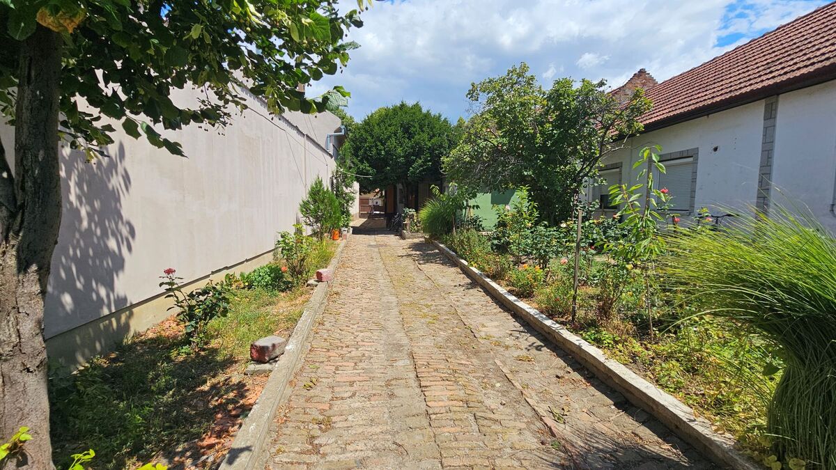 m2Gsigma nekretnine, Zrenjanin, Duvanika, četvorosobna kuća na prodaju, 2389