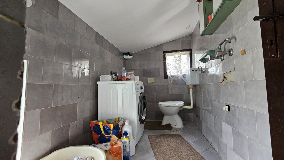m2Gsigma nekretnine, Zrenjanin, Duvanika, više od šest soba kuća na prodaju, 2409