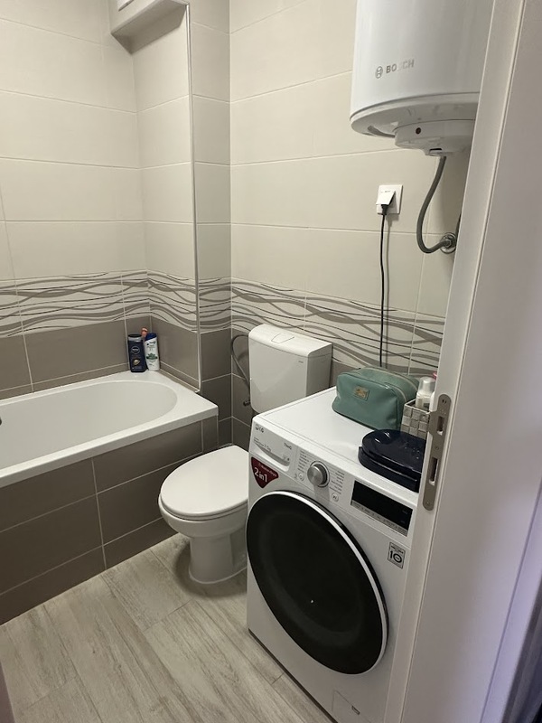 m2Gsigma nekretnine, Zrenjanin, Širi centar, trosoban stan na prodaju, 2415