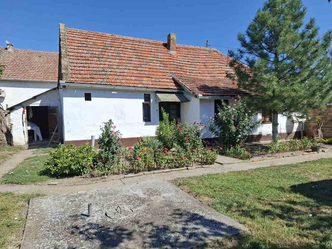 m2Gsigma nekretnine, Zrenjanin okolina, Melenci, trosobna kuća na prodaju, 2420