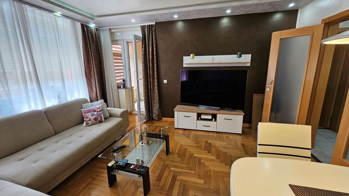 m2Gsigma nekretnine, Zrenjanin, Žitni trg, dvosoban stan na prodaju, 2423