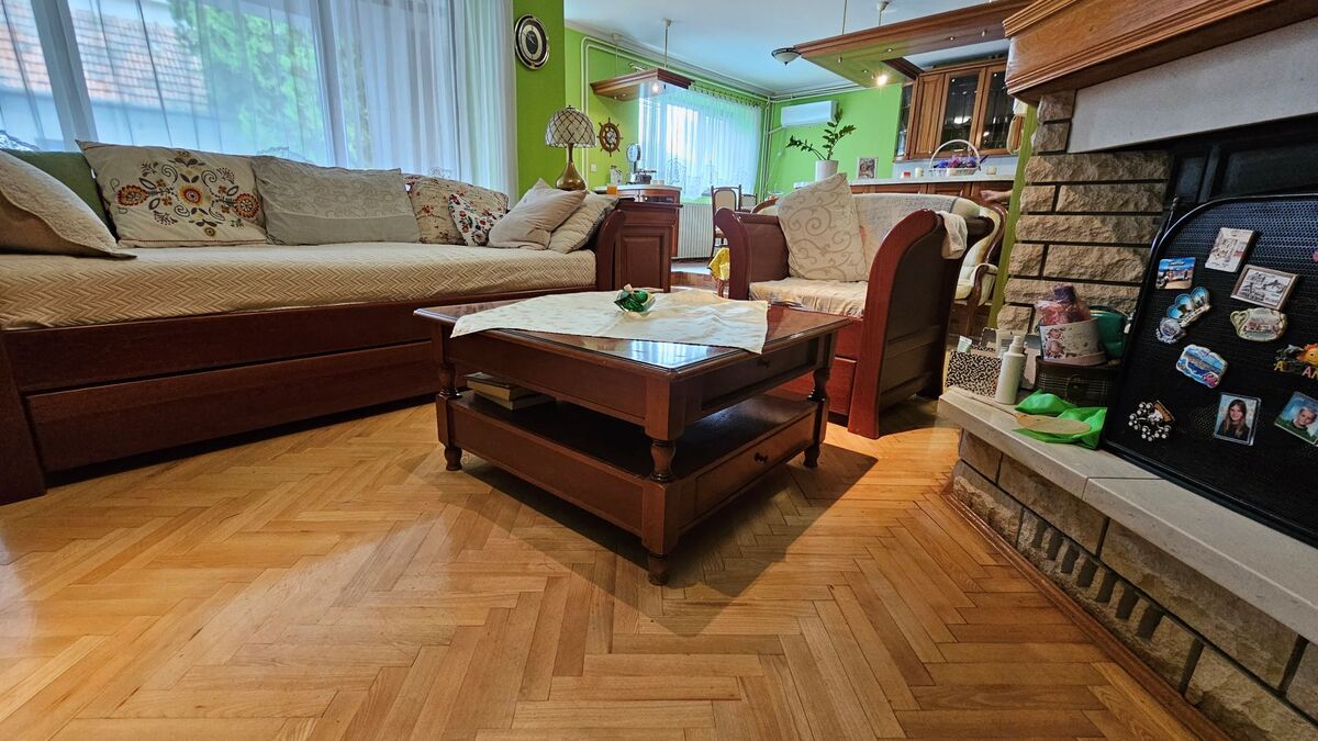m2Gsigma nekretnine, Zrenjanin, Centar, poslovni prostor na prodaju, 2429