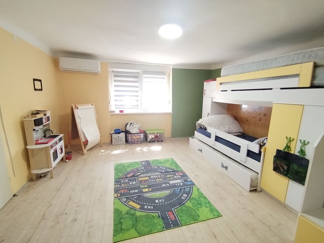 m2Gsigma nekretnine, Zrenjanin okolina, Elemir, petosobna kuća na prodaju, 2432
