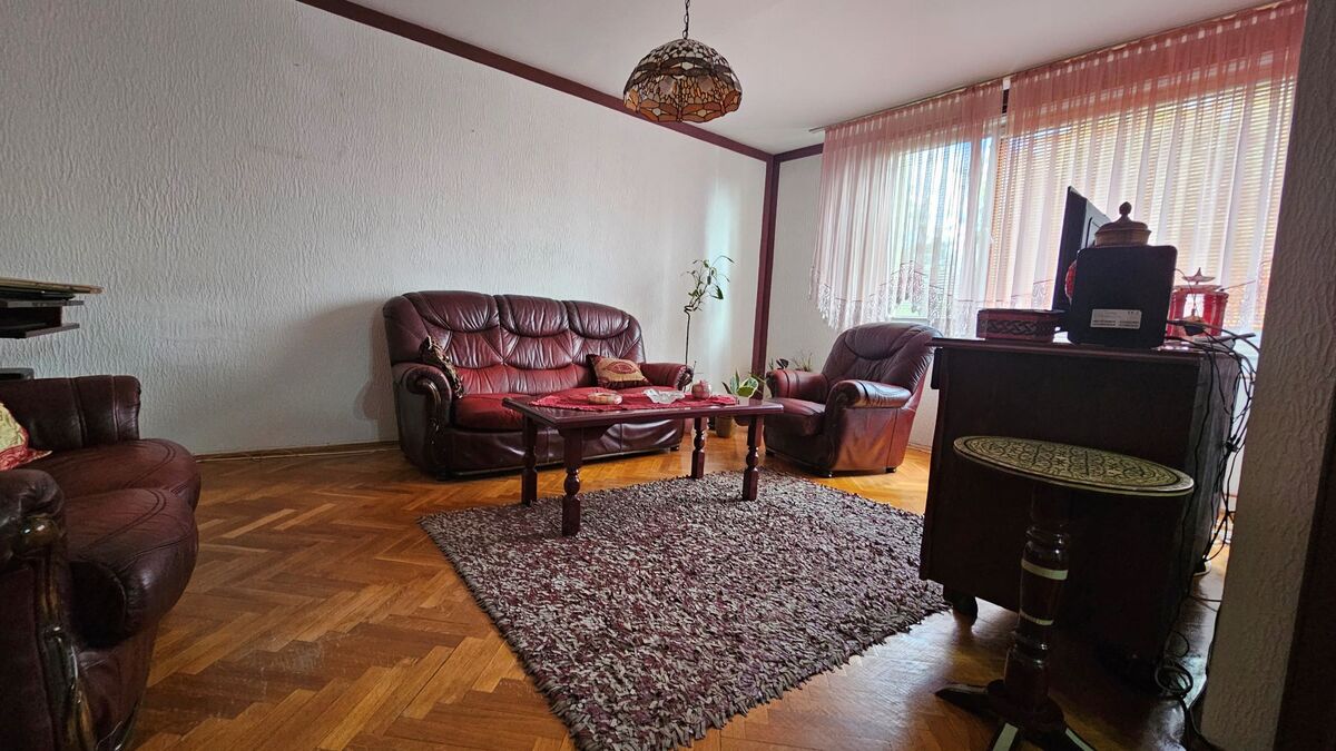 m2Gsigma nekretnine, Zrenjanin, 4. jul, trosoban stan na prodaju, 2445