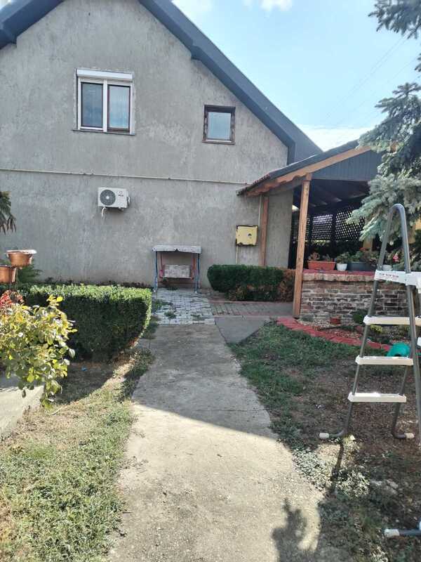 m2Gsigma nekretnine, Zrenjanin okolina, Melenci, četvorosobna kuća na prodaju, 2483