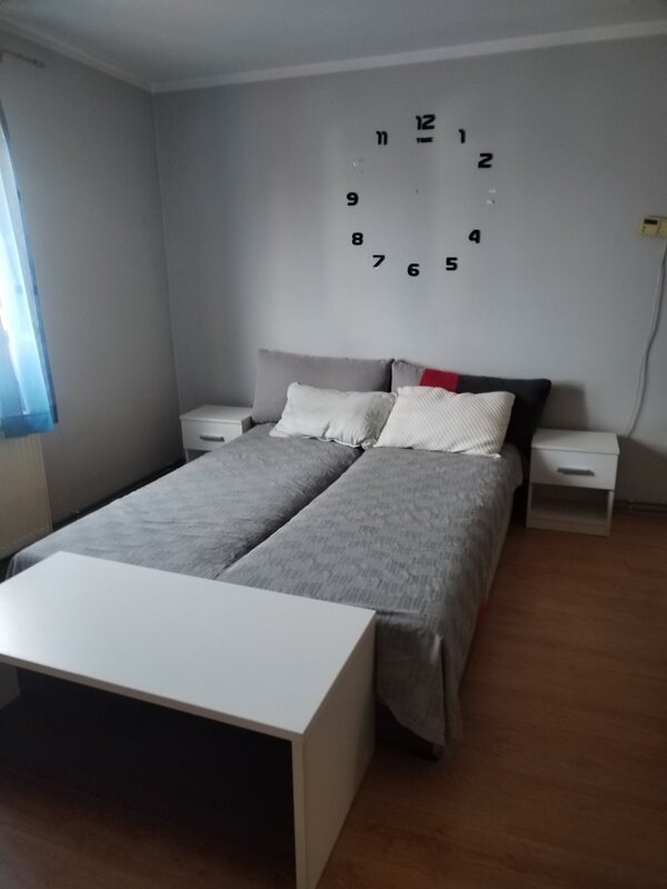 m2Gsigma nekretnine, Zrenjanin okolina, Melenci, četvorosobna kuća na prodaju, 2483