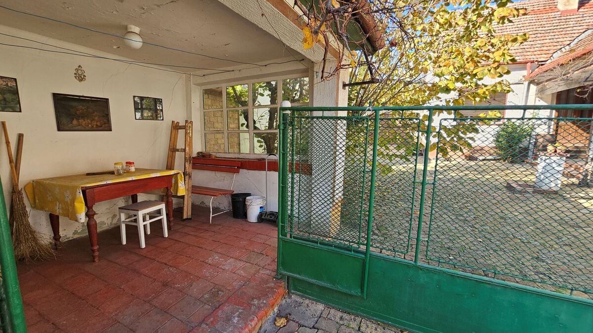 m2Gsigma nekretnine, Zrenjanin, Širi centar, petosobna kuća na prodaju, 2493