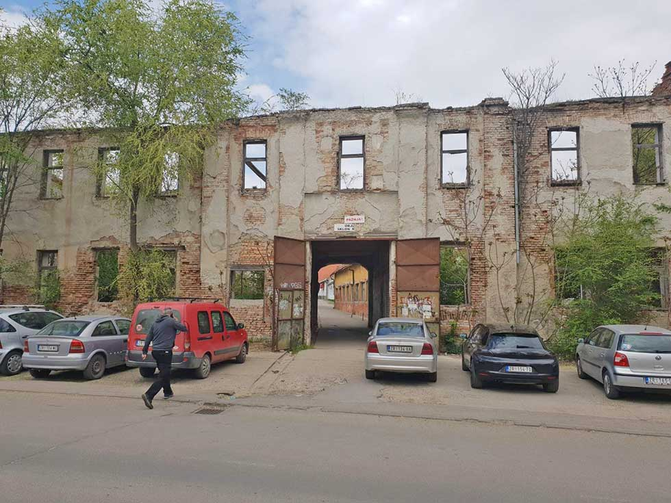 Zrenjanin nekretnine, Duga istorija proizvodnje nameštaja